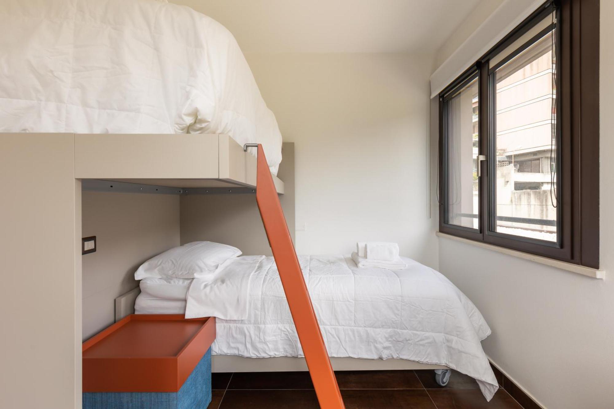 Appartement Exclusive Getaway - With Shared Pool & Parking Pérouse