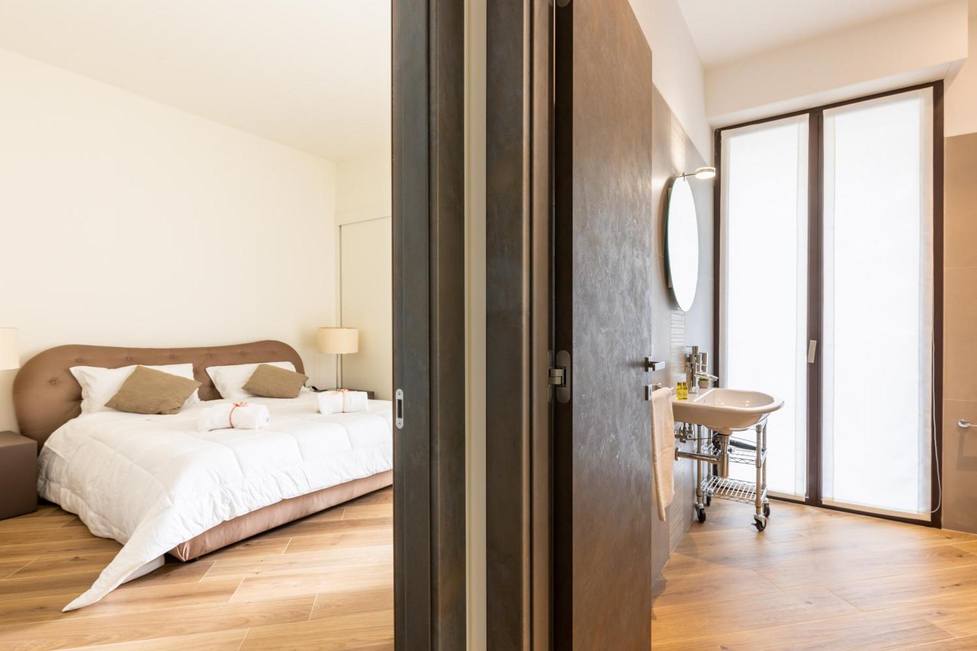 Exclusive Getaway - With Shared Pool & Parking Appartement *