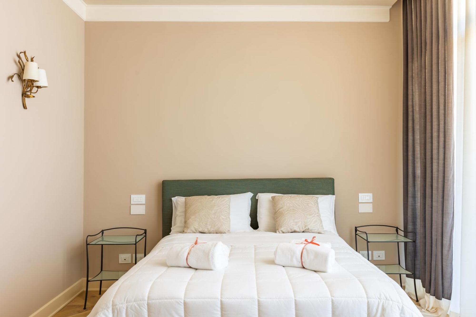Exclusive Getaway - With Shared Pool & Parking Appartement
