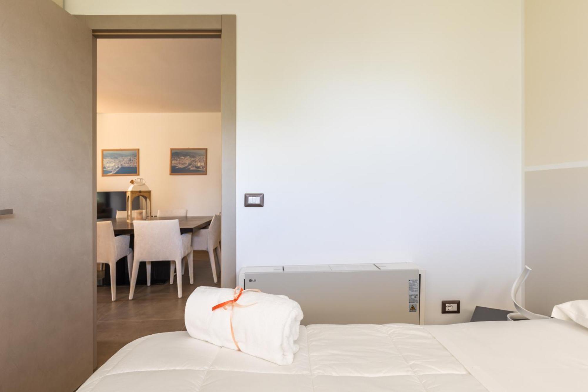 Exclusive Getaway - With Shared Pool & Parking *