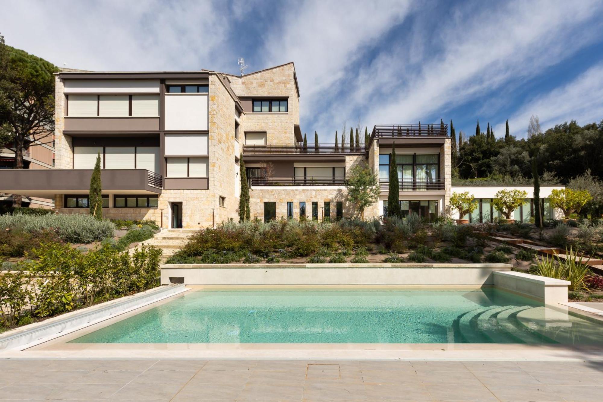 Exclusive Getaway - With Shared Pool & Parking Perugia